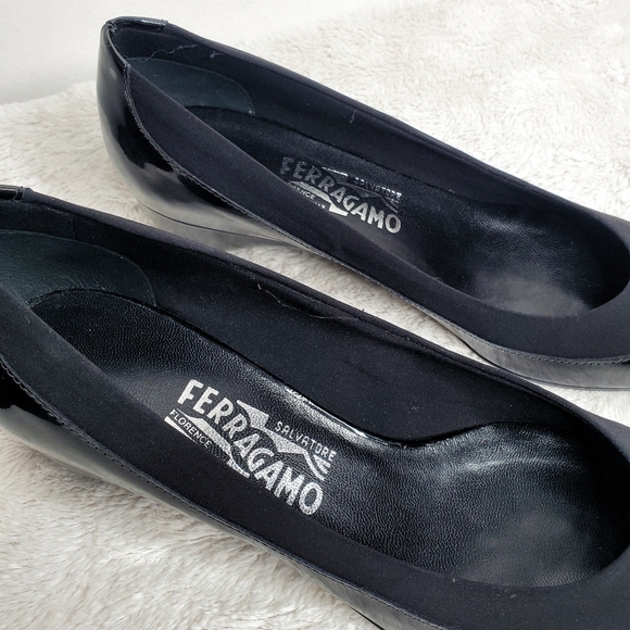 Salvatore Ferragamo Black Patent Leather Almond Toe Semi Wedge Ballet Fl… - Picture 8 of 11